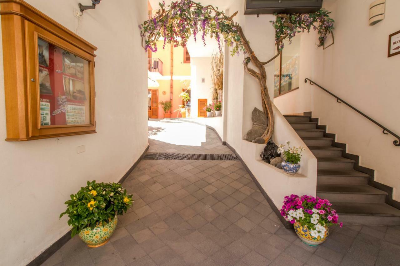 Residence Alberghiero Eolie Lipari  Luaran gambar